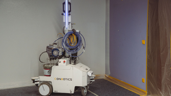 Auch an der Ecke ist für den kleinen Helfer nicht Schluss. | © ADLER