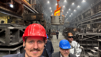 Die Werksbesichtigung bei Koenig & Bauer begeisterte die Teilnehmer…. | © ADLER