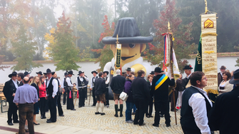 Das Highlight war die Prozession zu Ehren des Patrons der Zimmerleute St. Josef | © ADLER