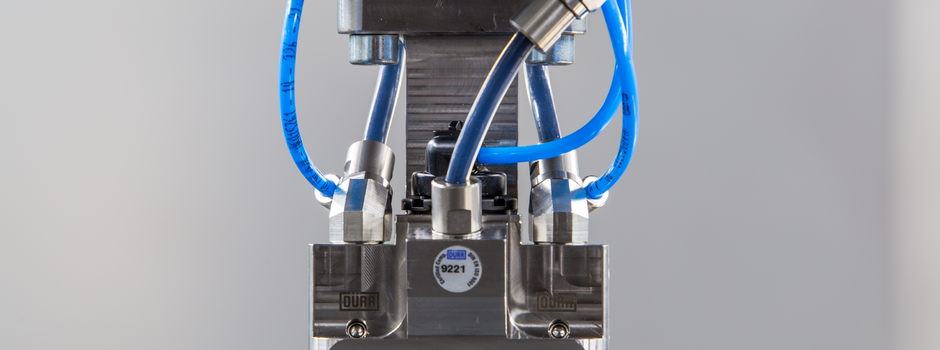 Herzstück der innovativen Technologie ist der Applikationskopf, in dem eine Düsenplatte verbaut ist.  | © Dürr