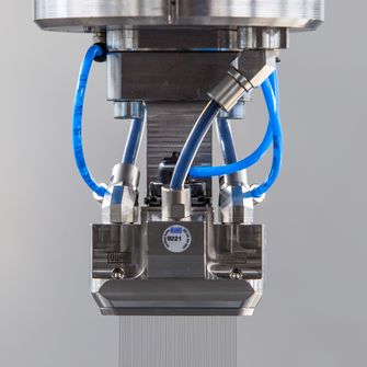 Herzstück der innovativen Technologie ist der Applikationskopf, in dem eine Düsenplatte verbaut ist.  | © Dürr