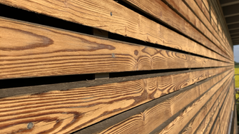 Il legno si ripresenta fresco e pronto... | © WindowStar