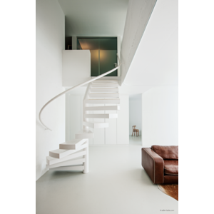 La pittura murale di alta qualità Aviva Home-Weiß Plus assicura un clima interno accogliente e privo di agenti inquinanti. | © ADLER | Herta Hurnaus