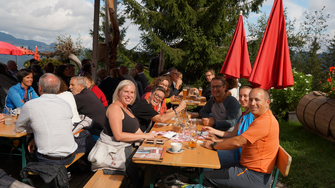 Riesen-Stimmung auf der Rübezahl-Alm. | © ADLER