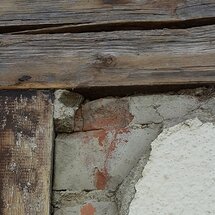 Dehnungsfuge im Kehlschnitt einarbeiten