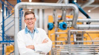 Il Dr. Albert Rössler, Direttore della Ricerca e Sviluppo, è responsabile della strategia di sostenibilità generale di ADLER. | © Stefan Ringler