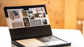 ADLER offre ai suoi clienti " box d'ispirazione" di alta qualità per i tre Interior-Woodboard.