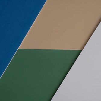 Mit der auf natürlichen Rohstoffen (> 76 %) basierenden Beschichtung Lignovit Terra-Color lässt sich Holz in den verschiedensten wunderschönen Farbtönen deckend veredeln. | © ADLER