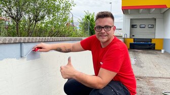 Das gesamte Stützpunkt-Team packte mit an: Alexander Russ ... | © ADLER