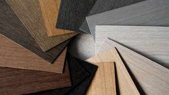 Schnell und einfach lassen sich mit dem Legno Smart-Öl von ADLER widerstandsfähige Oberflächen in den schönsten Tönen gestalten.  | © ADLER